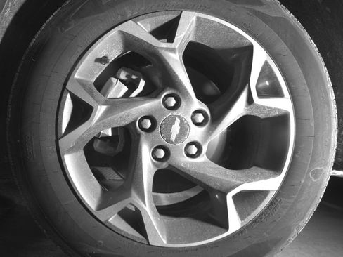 Used 2025 Chevrolet Trax LT FWD image 12