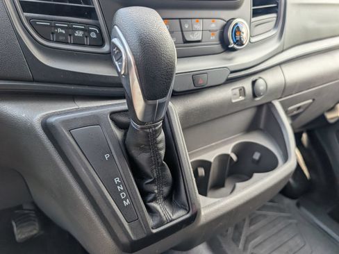 Used 2024 Ford Transit 150 Low Roof RWD image 18