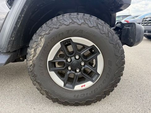 Used 2018 Jeep Wrangler Unlimited Rubicon AWD/4WD image 6