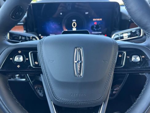 New 2025 Lincoln Aviator Black Label image 23