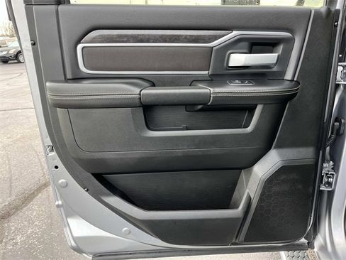 Used 2024 RAM 4500 SLT w/ Quick Order Package 2YG SLT image 22