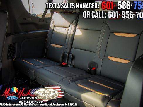 Used 2024 GMC Yukon XL AT4 w/ AT4 Premium Plus Package image 9