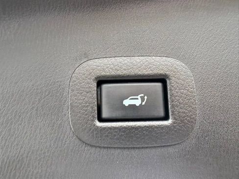 Used 2024 INFINITI QX80 Luxe image 38