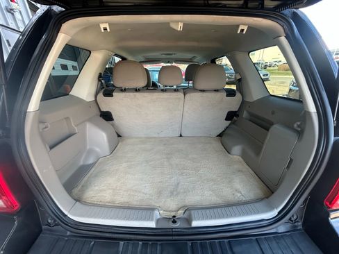Used 2011 Ford Escape XLT w/ 202A Rapid Spec Order Code image 14
