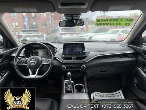 Used 2024 Nissan Sentra SV FWD image 15