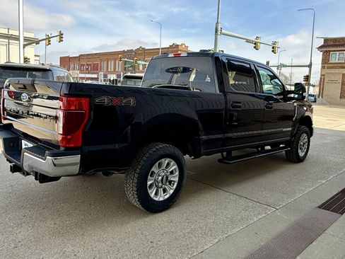 Used 2022 Ford F250 XLT image 3