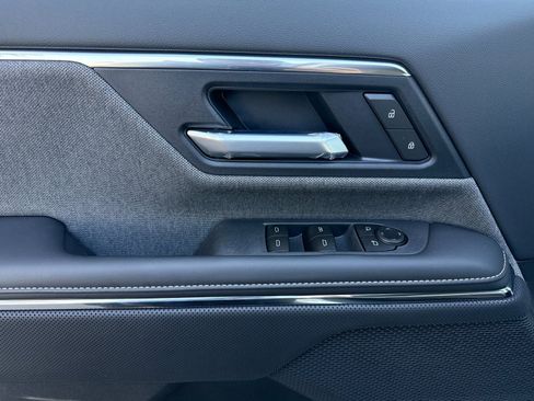 New 2026 GMC Sierra EV Elevation image 11