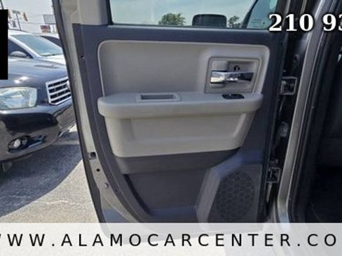 Used 2012 RAM 1500 Classic SLT RWD image 28
