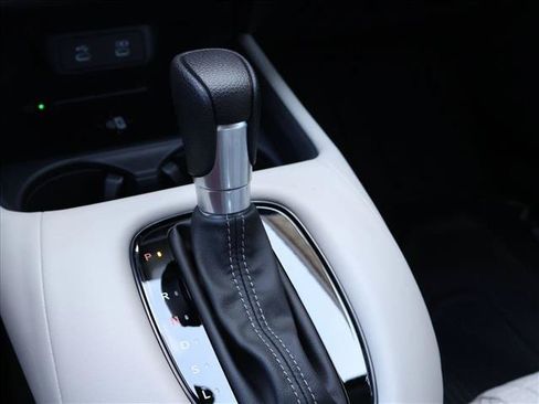 New 2026 Honda HR-V LX image 17
