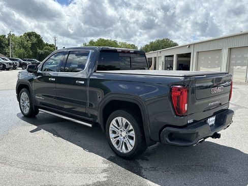 Used 2021 GMC Sierra 1500 Denali w/ Denali Ultimate Package AWD/4WD image 4