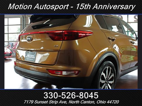Used 2017 Kia Sportage EX w/ EX Technology Package FWD image 11