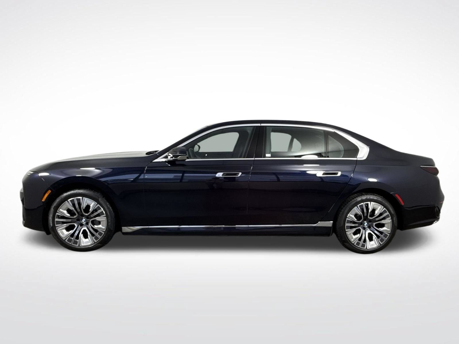 Used 2023 BMW i7 xDrive60 AWD/4WD image 28