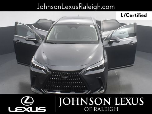 Used 2025 Lexus NX 250 FWD w/ Towing Package (2000 Lbs) image 25