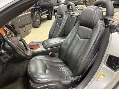 Used 2006 Cadillac XLR image 21