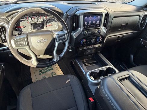 Used 2021 Chevrolet Silverado 1500 LT Trail Boss w/ Bed Protection Package image 13