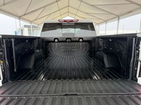 Used 2025 GMC Sierra 1500 Denali Ultimate AWD/4WD image 6