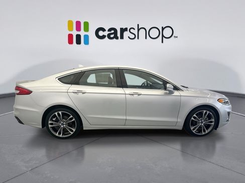 Used 2019 Ford Fusion Titanium AWD/4WD image 6