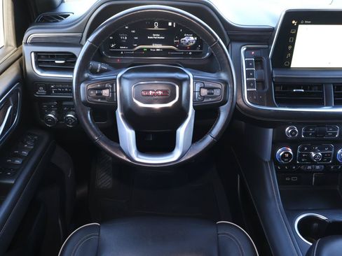 Used 2022 GMC Yukon SLT AWD/4WD image 10