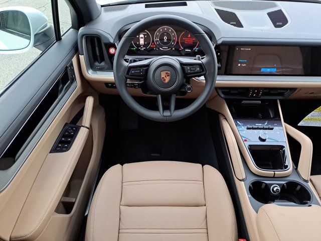 Used 2026 Porsche Cayenne AWD/4WD image 17