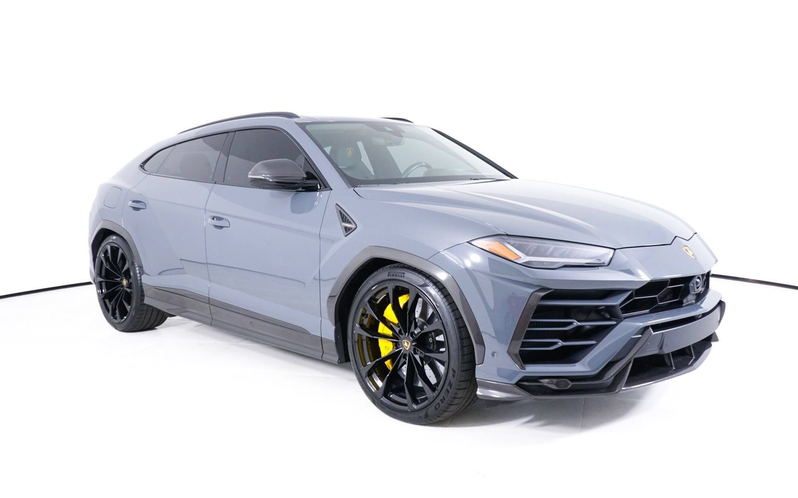 Used 2022 Lamborghini Urus AWD/4WD image 9