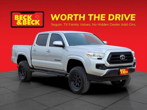 Used 2023 Toyota Tacoma SR image 3