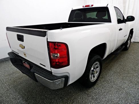 Used 2010 Chevrolet Silverado 1500 W/T RWD image 5