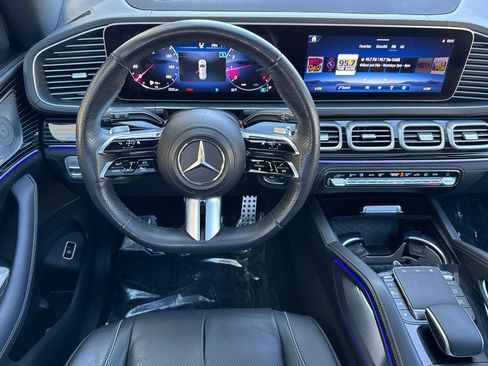 Certified 2024 Mercedes-Benz GLS 580 4MATIC image 29