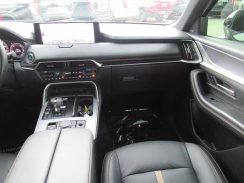 Used 2025 MAZDA CX-70 3.3 Turbo w/ Premium Plus Pkg AWD/4WD image 14