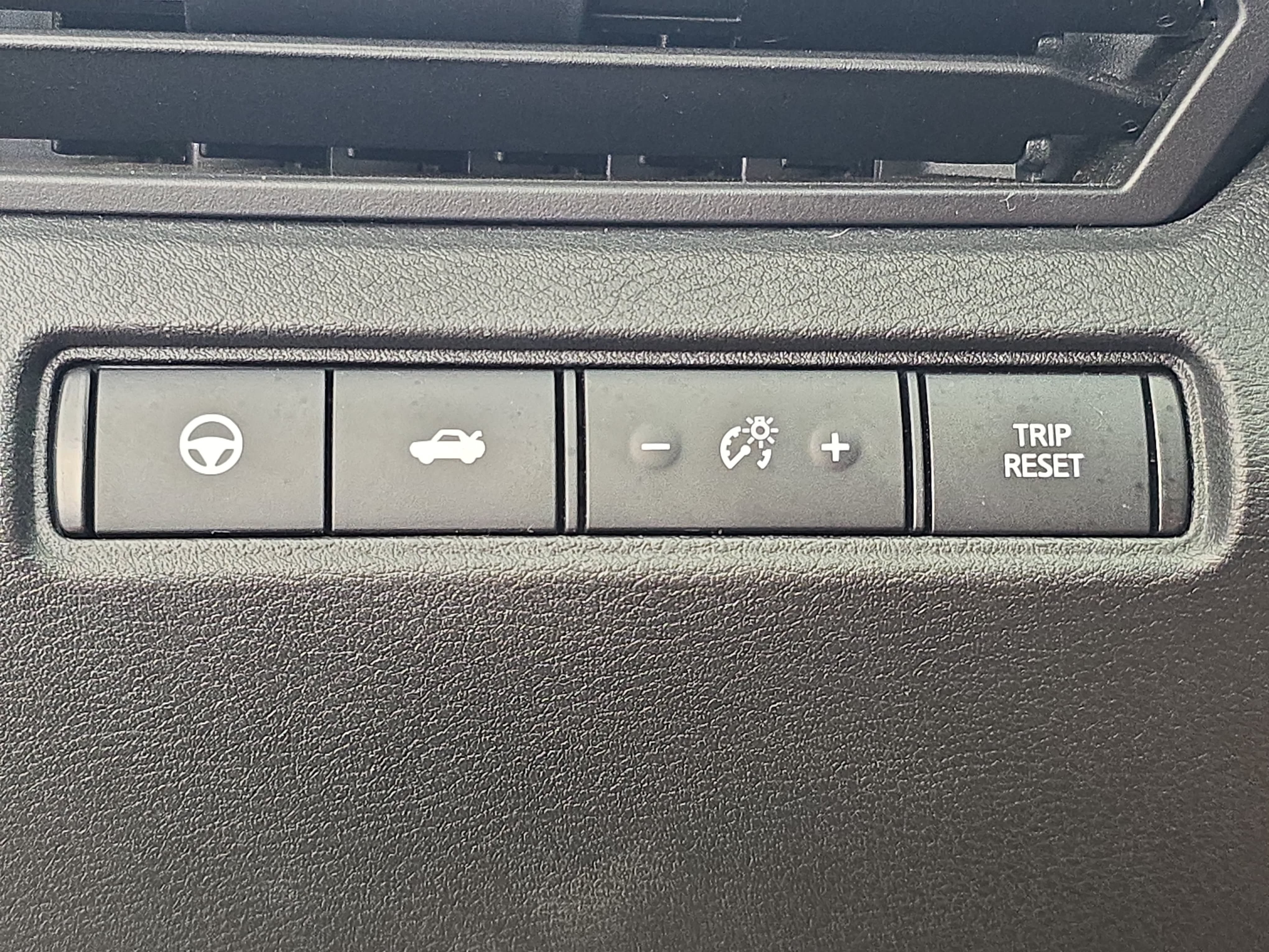 Used 2024 Nissan Altima 2.5 SV w/ SV Premium Package FWD image 25