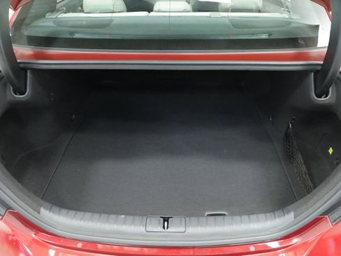 Used 2022 Genesis G70 3.3T RWD image 35