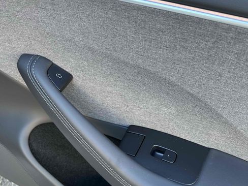 Used 2025 Tesla Model 3 Long Range image 78