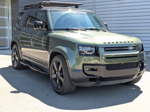 Certified 2026 Land Rover Defender 110 S AWD/4WD image 3