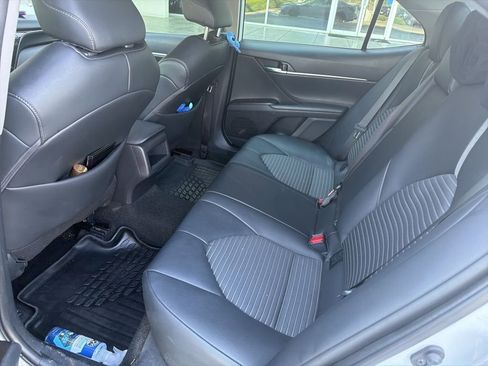 Used 2024 Toyota Camry SE w/ Convenience Package image 7