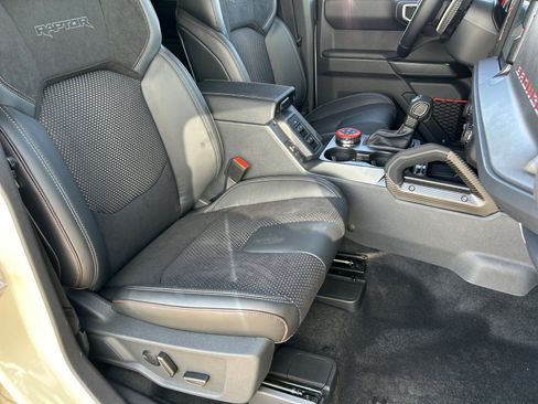 New 2025 Ford Bronco Raptor w/ Interior Carbon Fiber Pack AWD/4WD image 19