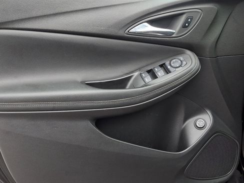 Used 2023 Buick Encore GX Select image 13