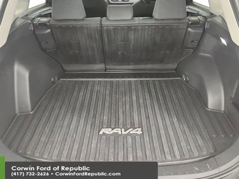 Used 2024 Toyota RAV4 LE image 20