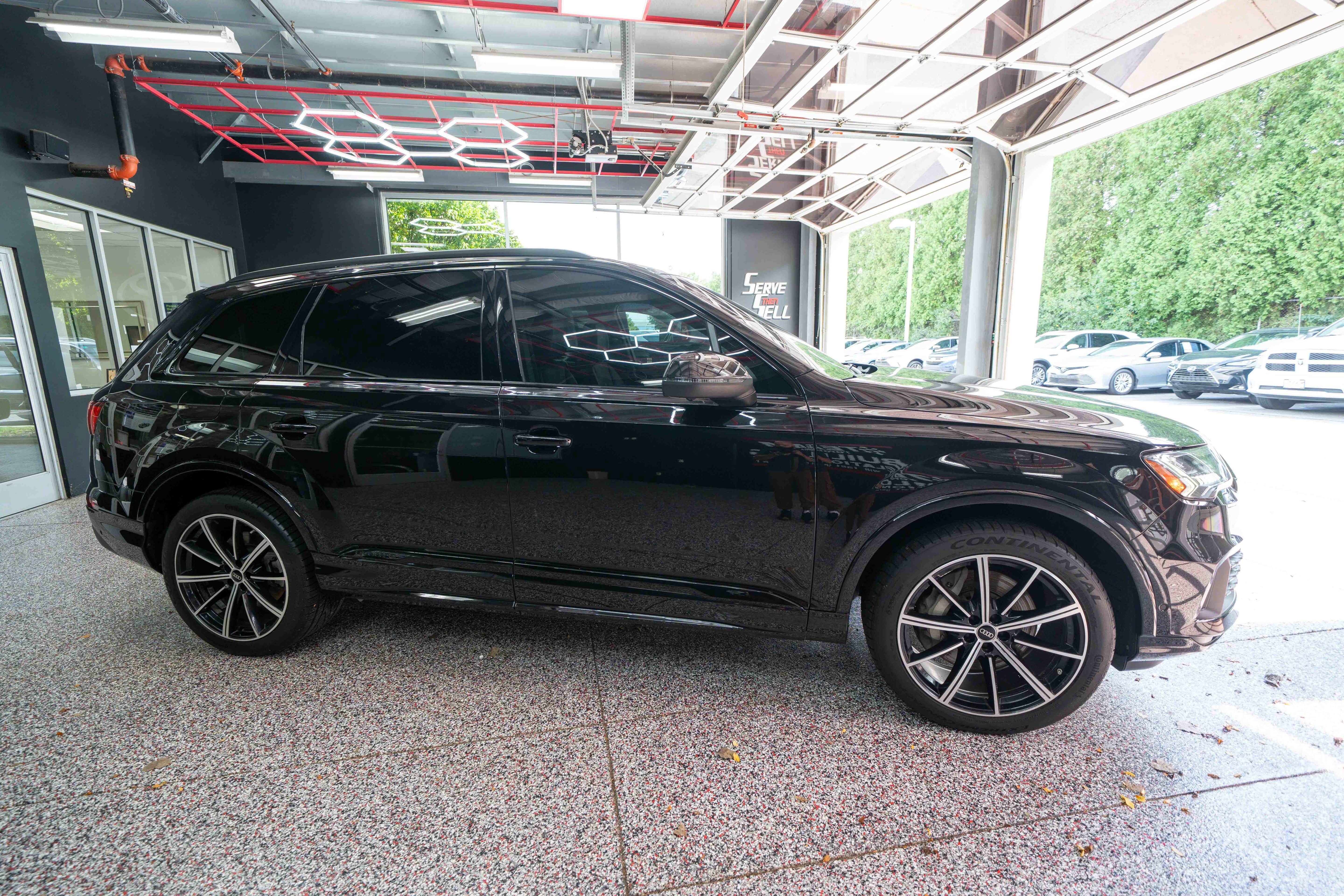 Used 2023 Audi Q7 3.0T Premium Plus w/ Premium Plus Package AWD/4WD image 5