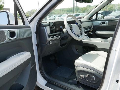 New 2026 Hyundai Santa Fe Limited w/ Tow & Go Package AWD/4WD image 5