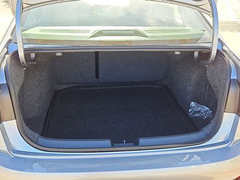 New 2026 Volkswagen Jetta SE image 6