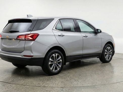 Used 2025 Chevrolet Equinox LT image 7