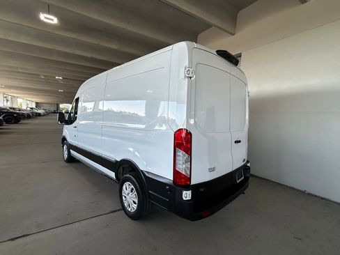 Used 2024 Ford E-Transit Base image 6