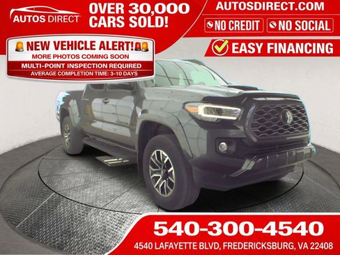 Used 2023 Toyota Tacoma TRD Sport AWD/4WD image 1