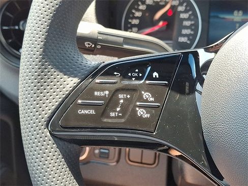 Used 2025 Mercedes-Benz Sprinter 2500 image 18