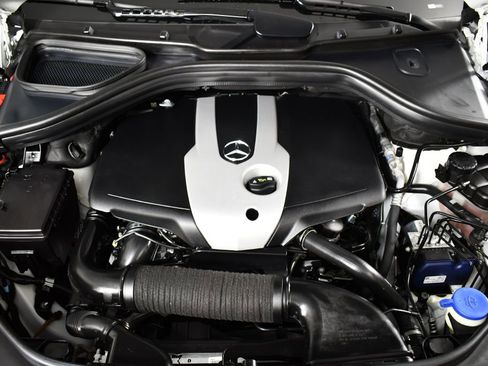 Used 2015 Mercedes-Benz ML 250 250 BLUETEC image 42