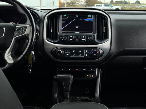 Used 2017 GMC Canyon SLT w/ Driver Alert Package image 17