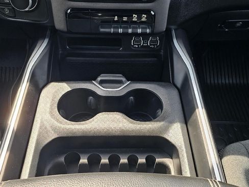 Used 2021 RAM 1500 Big Horn AWD/4WD image 14