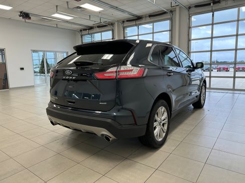 Used 2024 Ford Edge Titanium w/ Equipment Group 301A AWD/4WD image 5