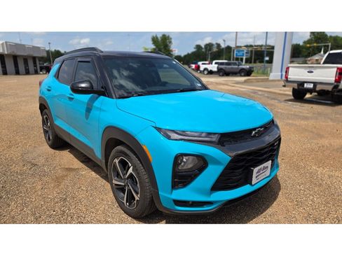 Used 2021 Chevrolet TrailBlazer RS w/ Driver Confidence Package FWD image 6