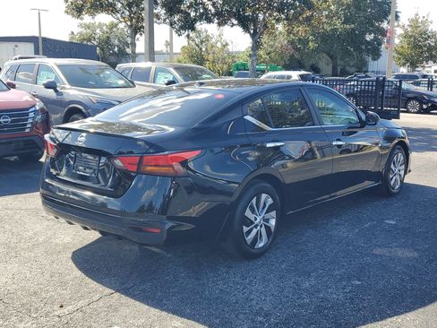 Certified 2020 Nissan Altima 2.5 S image 4