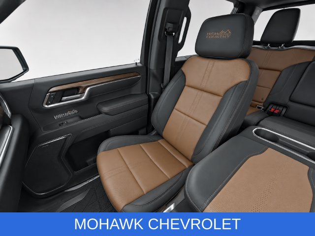 Used 2026 Chevrolet Silverado 1500 High Country AWD/4WD image 17